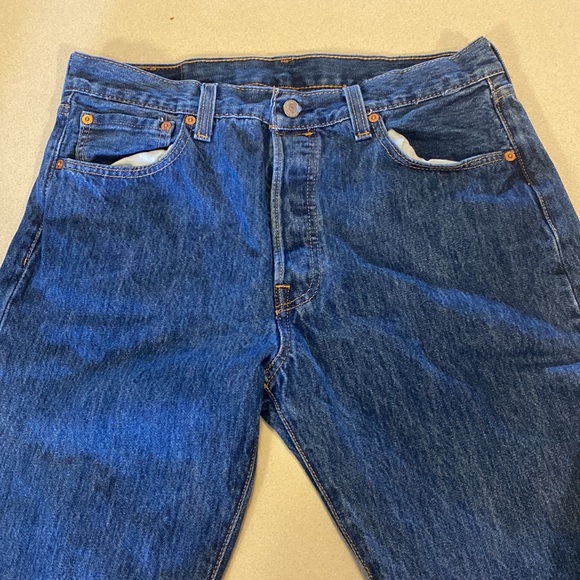 Levi Strauss & Co. 501 W34 L36 - Picture 3 of 5